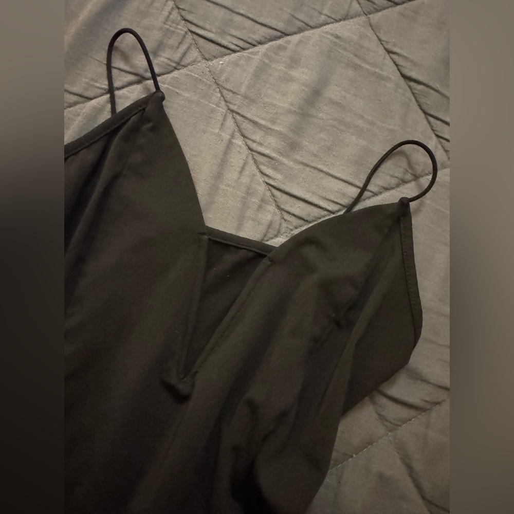 Sleek Black Plunge V Women's Bodysuit - Picture 5 of 10